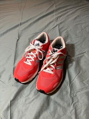 Adidas Marathon 10.5 Sz. 6.5 Womens